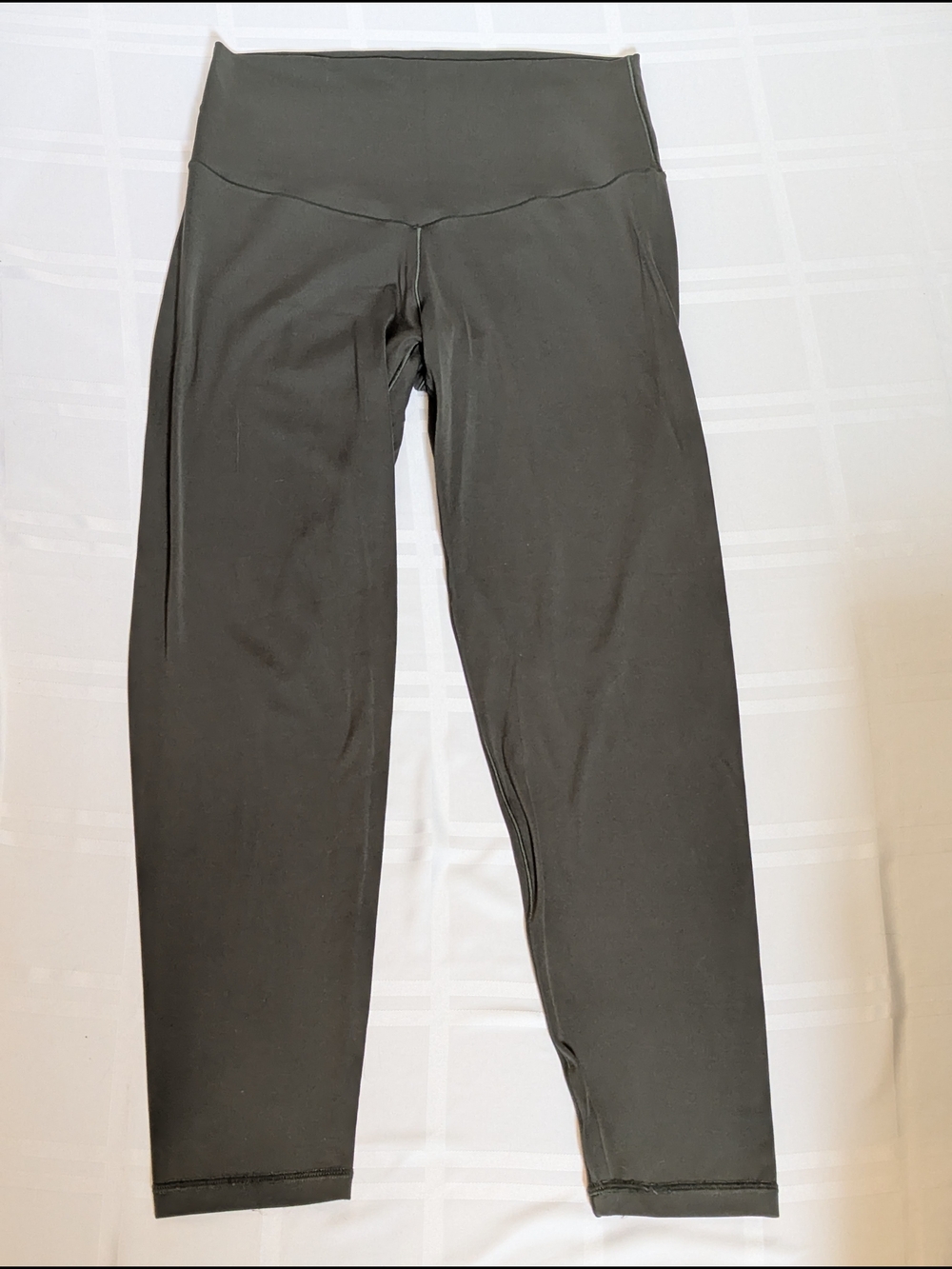 Offline By Aerie Real Me 7/8 High-Rise Large Leggings in Olive Petal